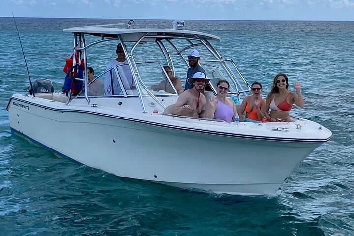 28' Grady White — 68